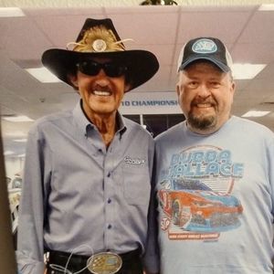 Meet your Posher, Ross